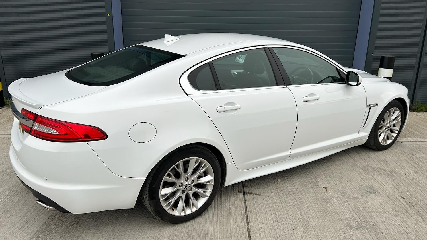 Used Jaguar XF 2013 for sale - 78205403: Photo 10