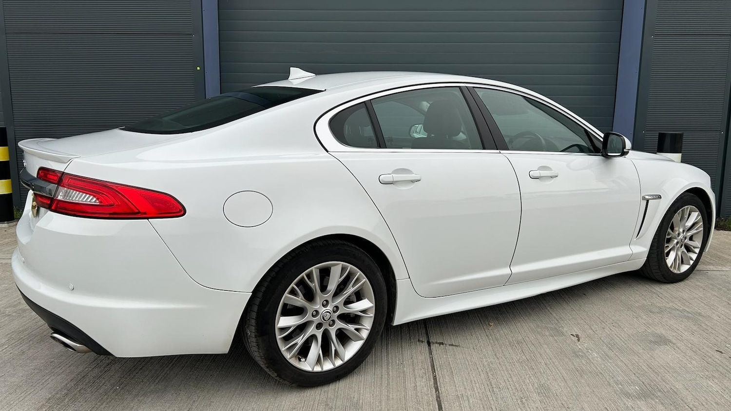 Used Jaguar XF 2013 for sale - 78205403: Photo 11