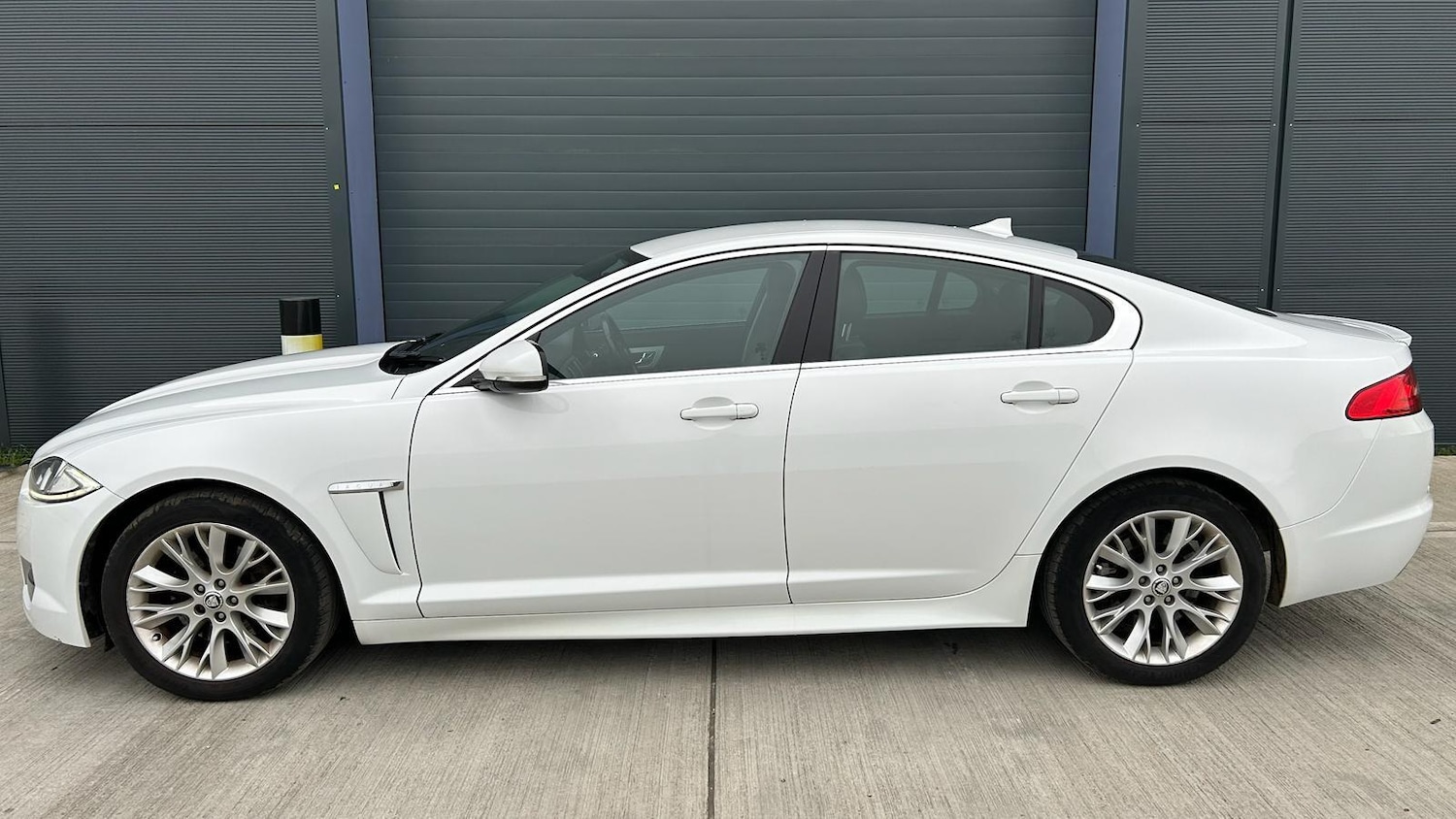 Used Jaguar XF 2013 for sale - 78205403: Photo 13