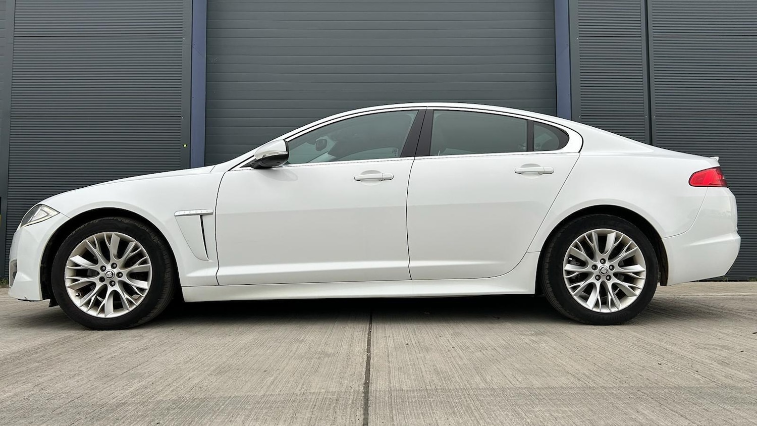 Used Jaguar XF 2013 for sale - 78205403: Photo 15