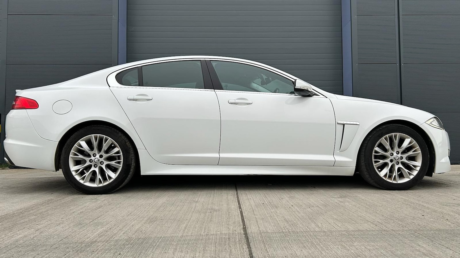 Used Jaguar XF 2013 for sale - 78205403: Photo 18