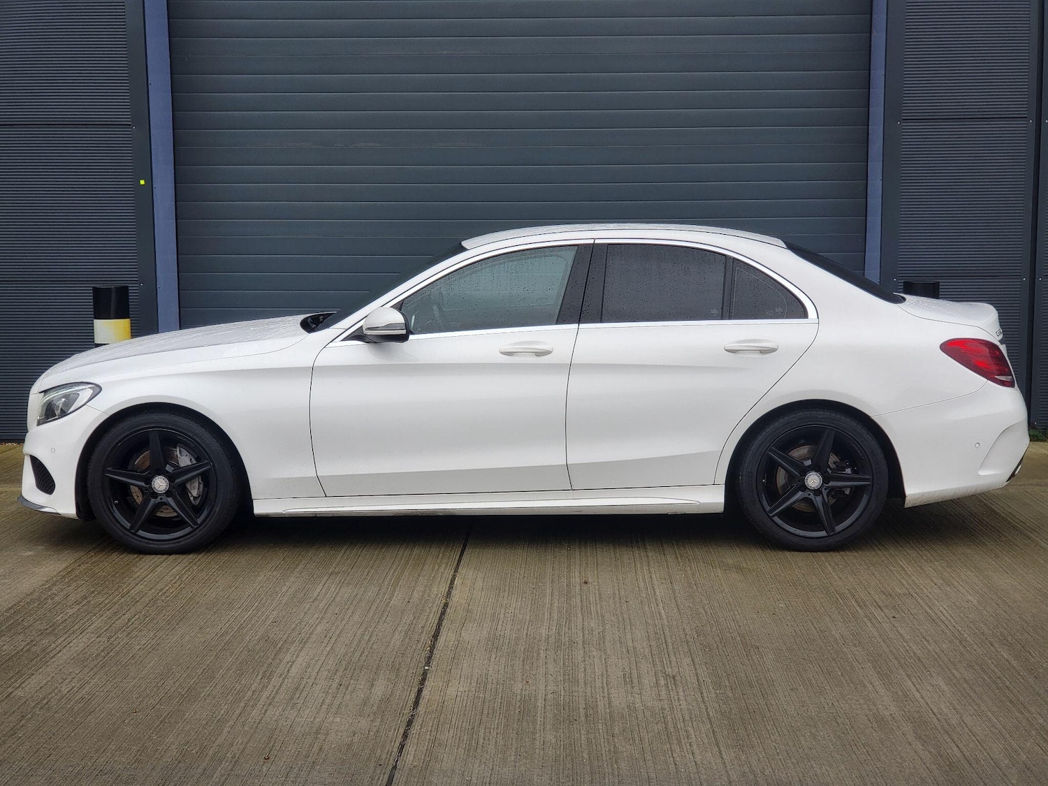 Used Mercedes-Benz C Class 2016 for sale - 77305345: Photo 5