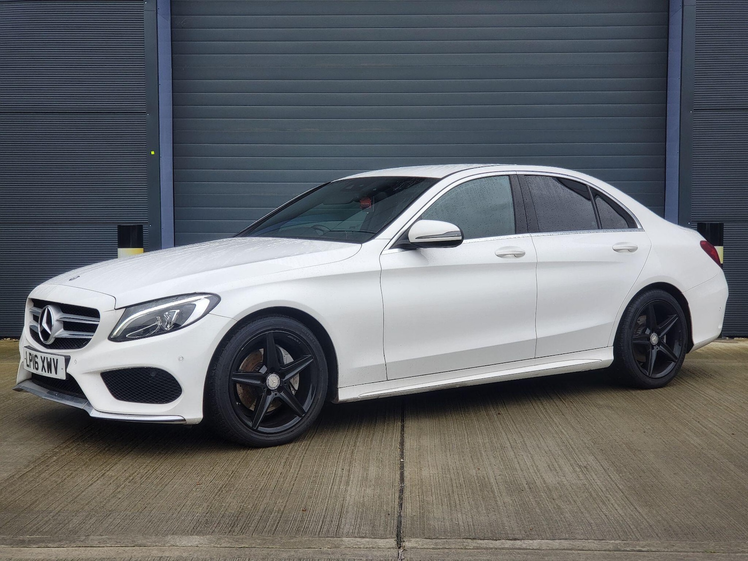 Used Mercedes-Benz C Class 2016 for sale - 77305345: Photo 8