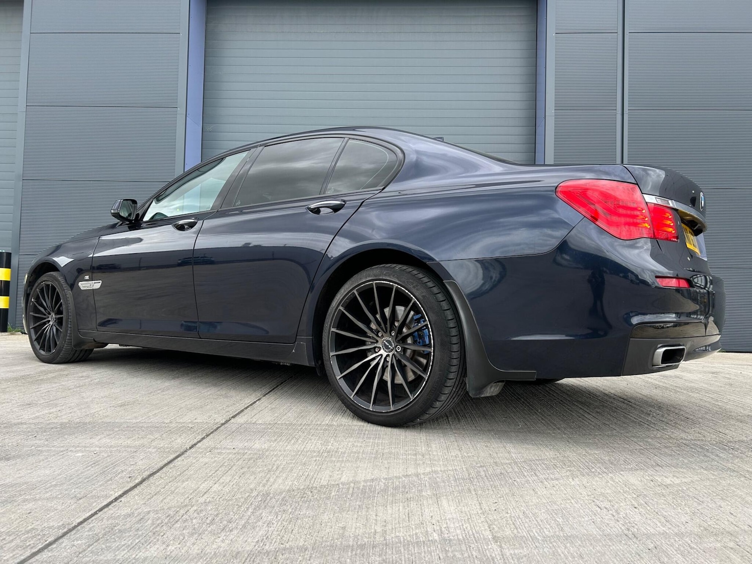 Used BMW 7 Series 2011 for sale - 78127972: Photo 8