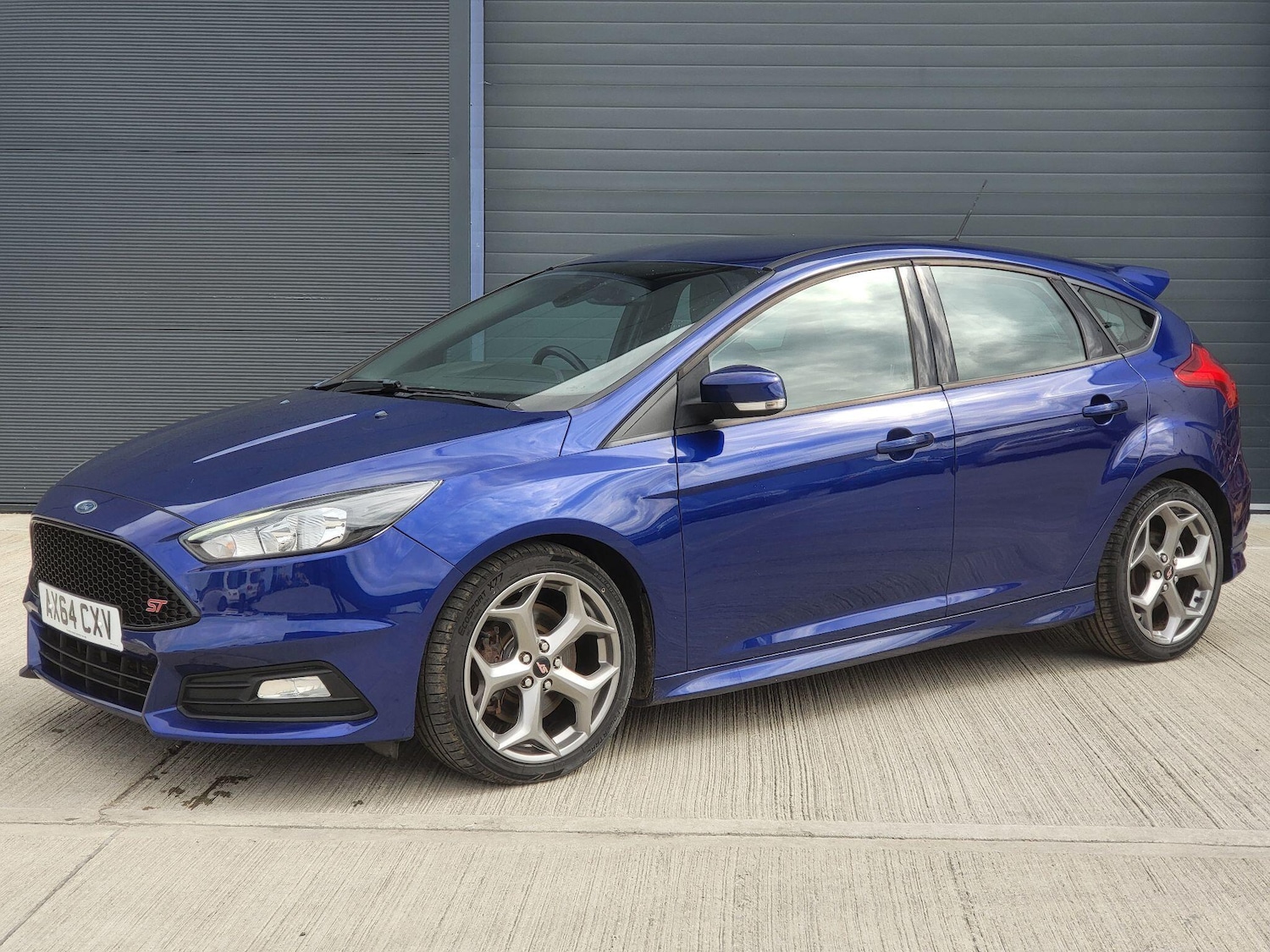 Used Ford Focus for sale - 78100554: Photo 2