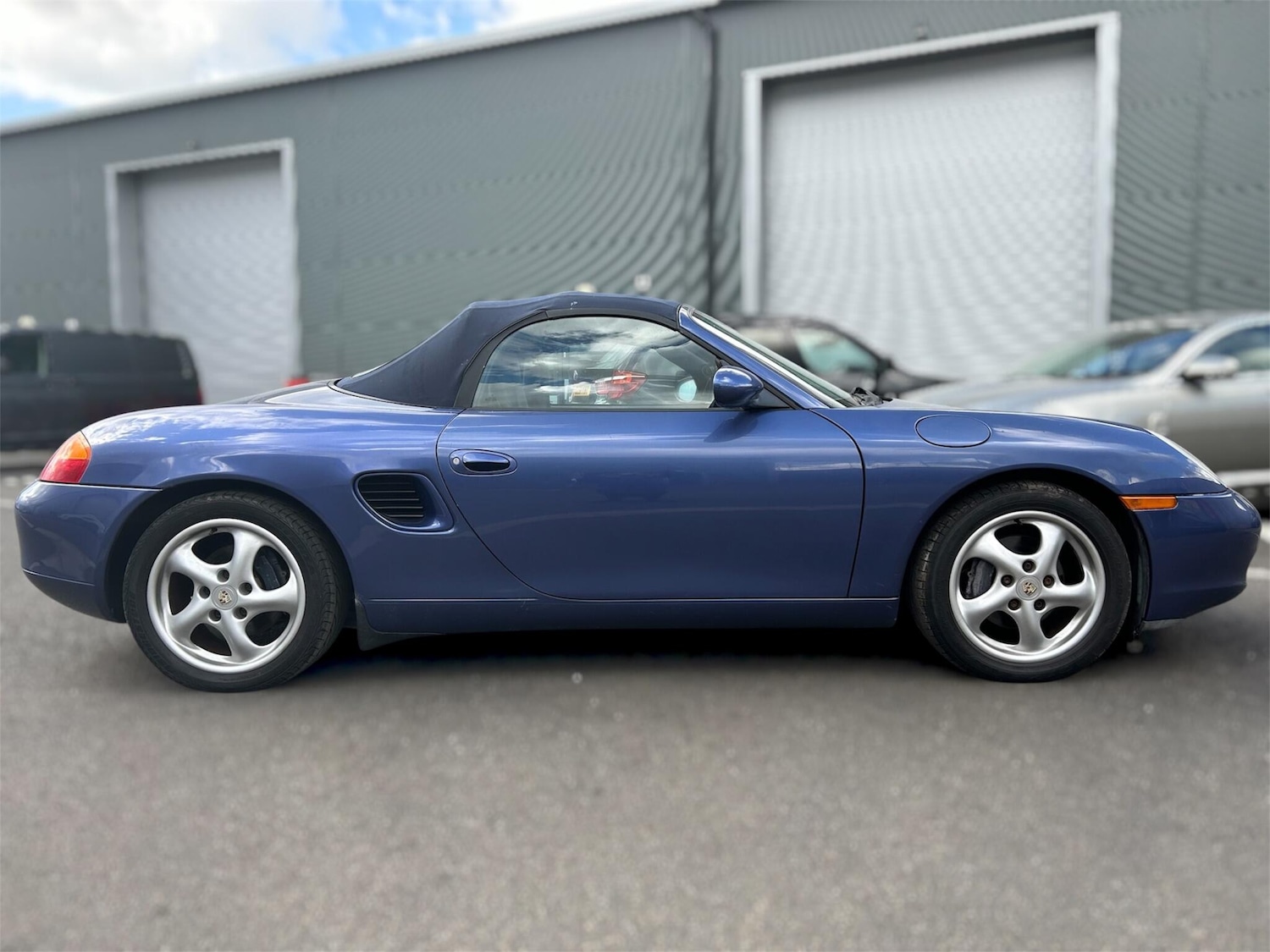 Used Porsche Boxster for sale - 78220075: Photo 2