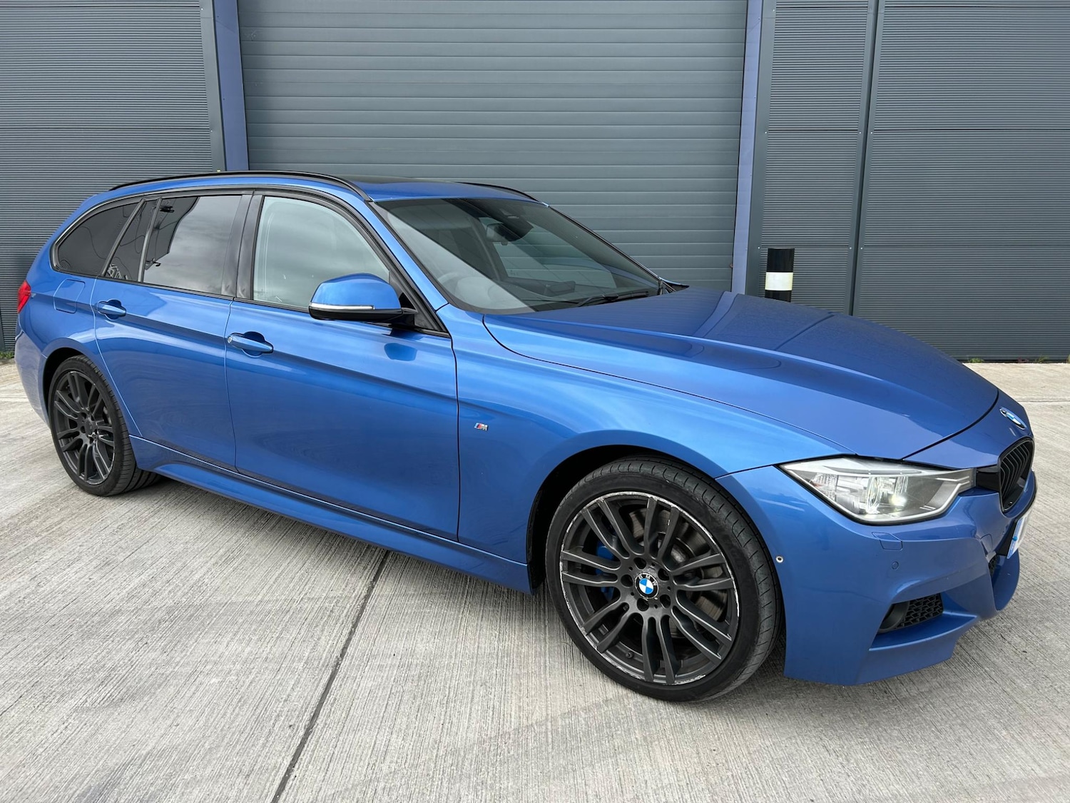 Used BMW 3 Series for sale - 78136222: Photo 2