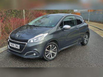 Used Peugeot 208 2016 for sale - 77484410: Photo
