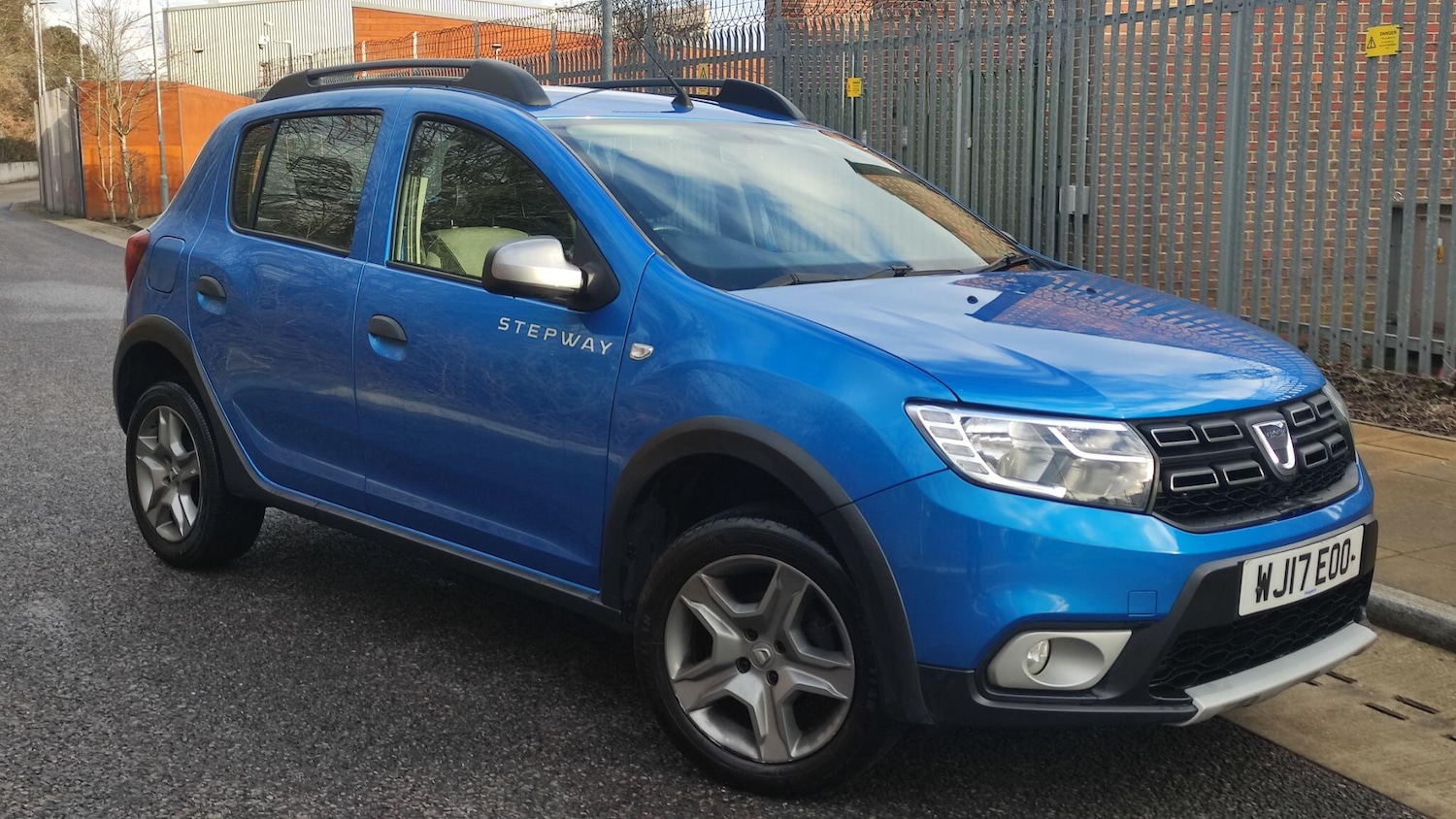 Used Dacia Sandero Stepway for sale - 77496471: Photo 2