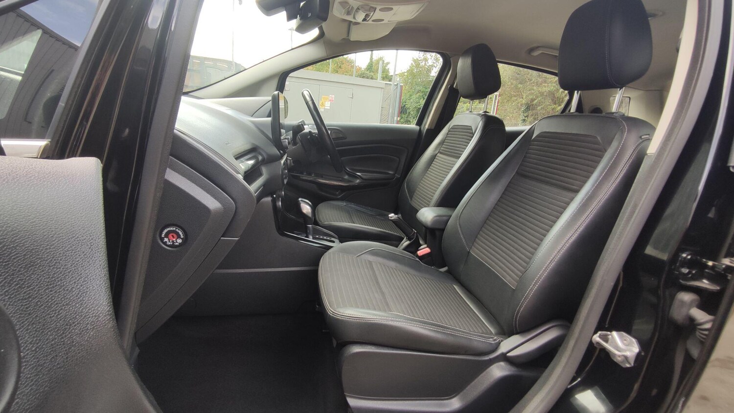 Used Ford Ecosport 2018 for sale - 76560884: Photo 17