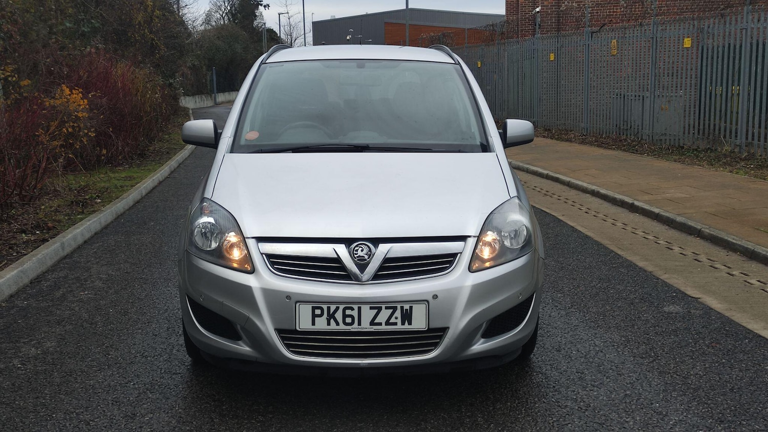 Used Vauxhall Zafira 2012 for sale - 76801044: Photo 2