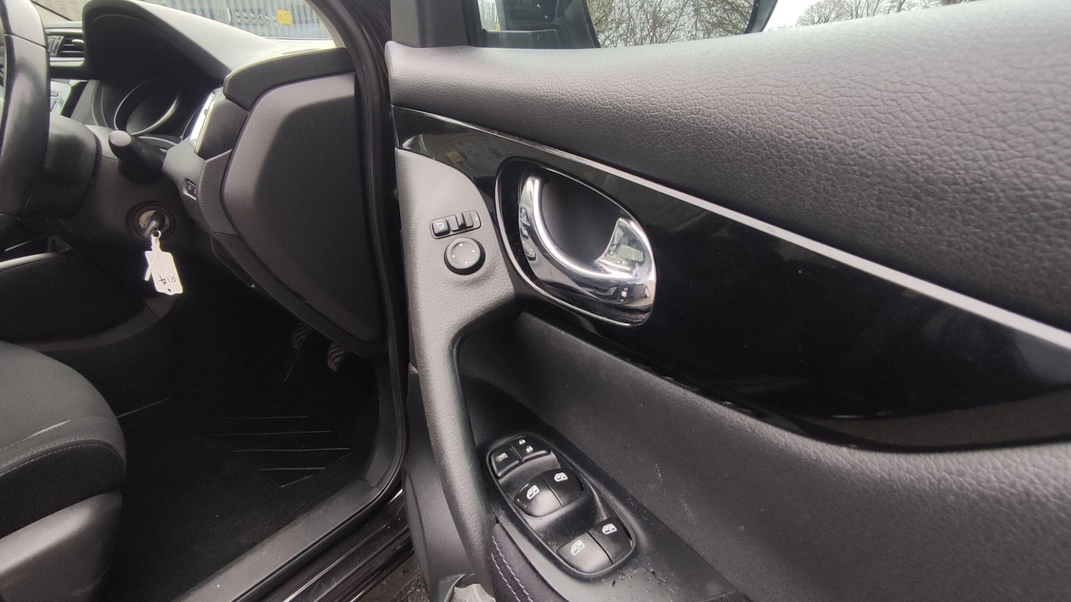 Used Nissan Qashqai for sale - 77670443: Photo 19