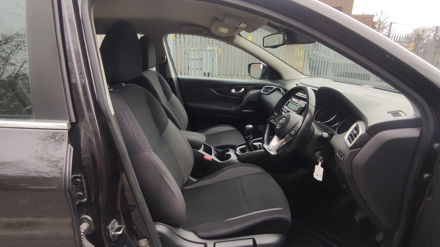 Used Nissan Qashqai for sale - 77670443: Photo 9