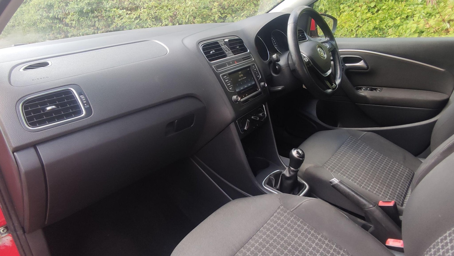 Used Volkswagen Polo 2014 for sale - 76936214: Photo 14