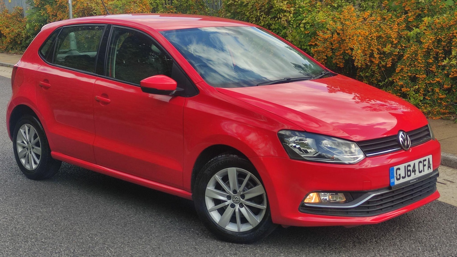 Used Volkswagen Polo 2014 for sale - 76936214: Photo 3