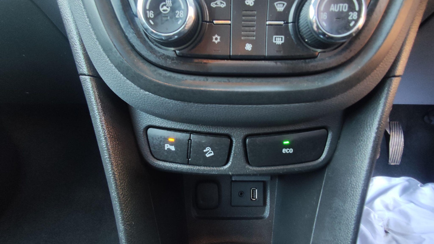 Used Vauxhall Mokka 2014 for sale - 77130681: Photo 21