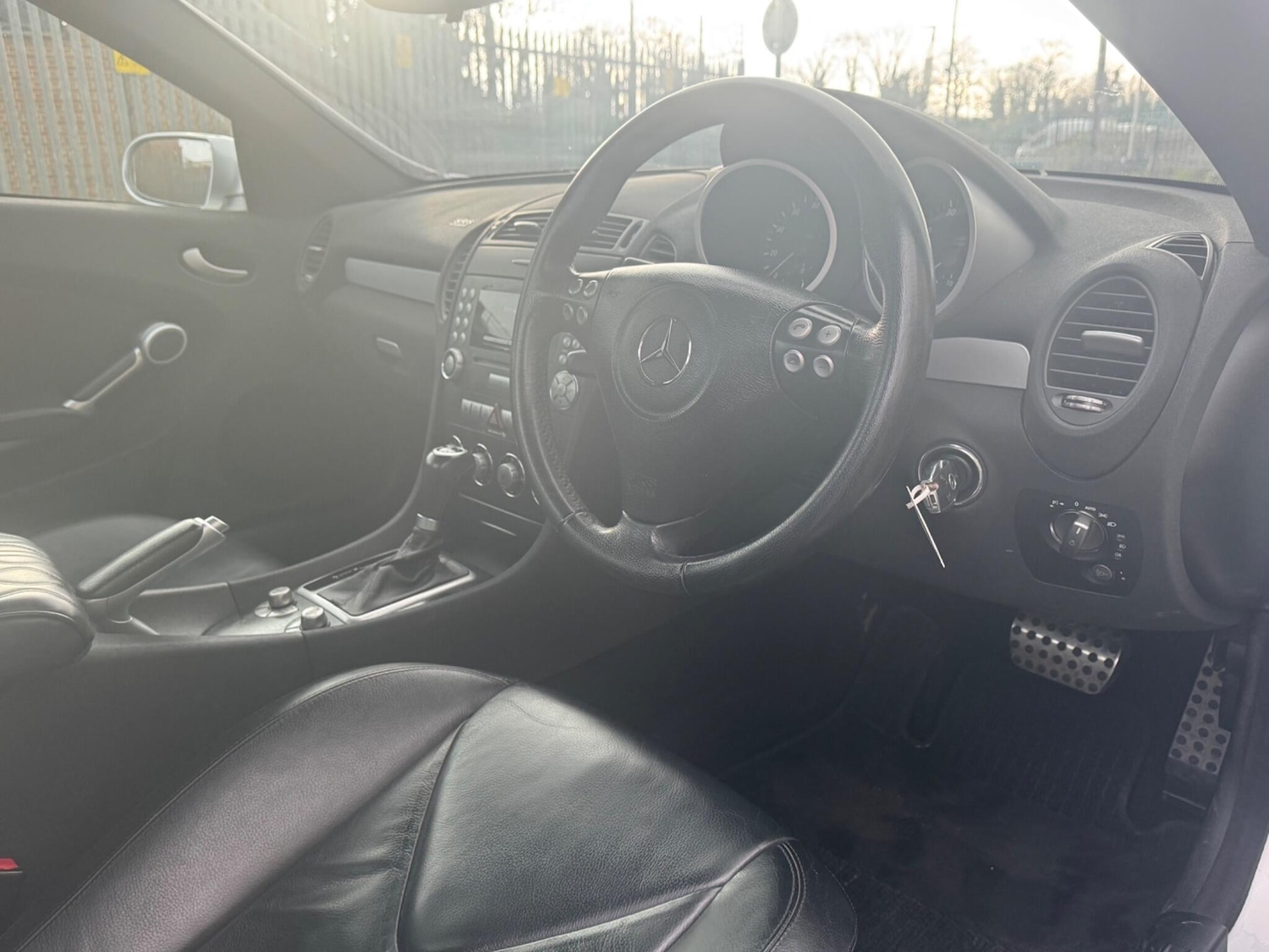 Used Mercedes-Benz SLK 2005 for sale - 76936599: Photo 23