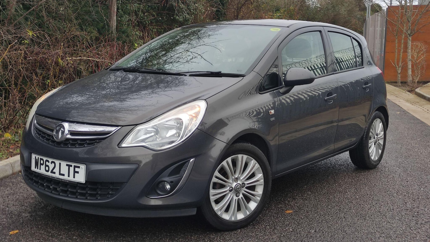 Used Vauxhall Corsa 2013 for sale - 76887328: Photo 1
