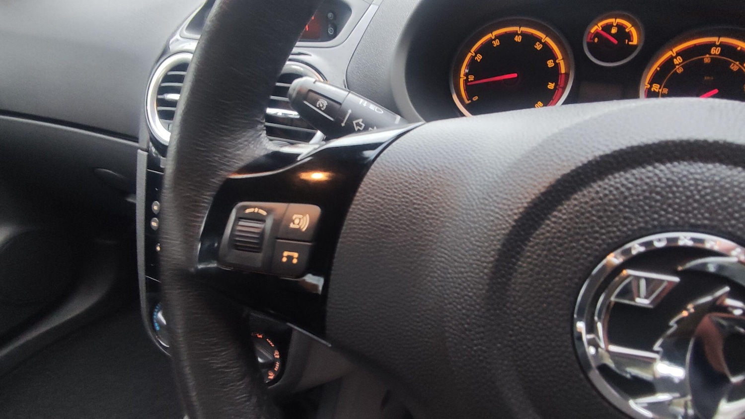 Used Vauxhall Corsa 2013 for sale - 76887328: Photo 18