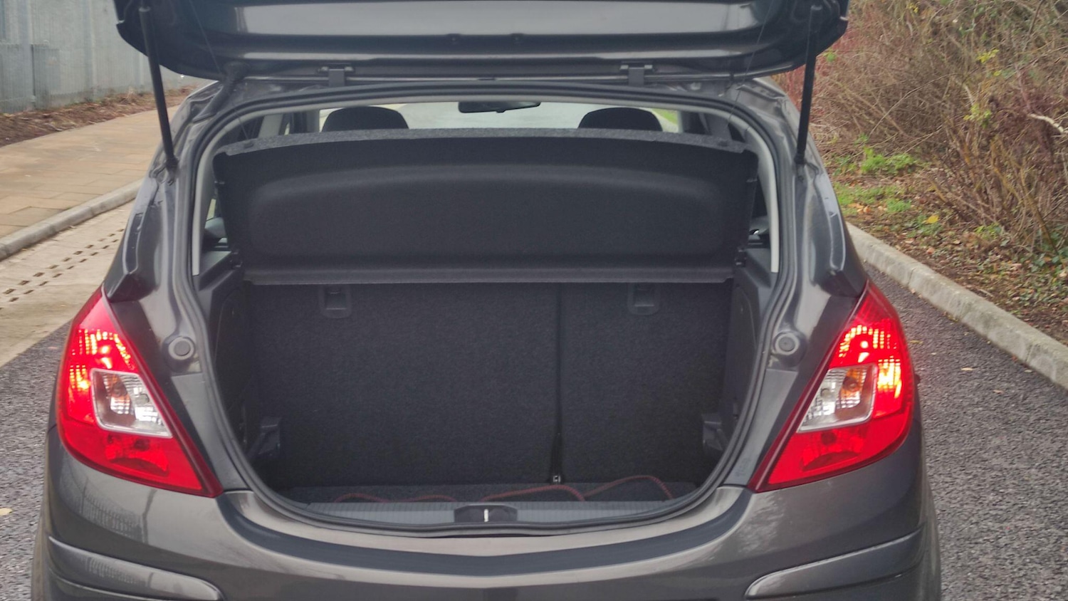 Used Vauxhall Corsa 2013 for sale - 76887328: Photo 21