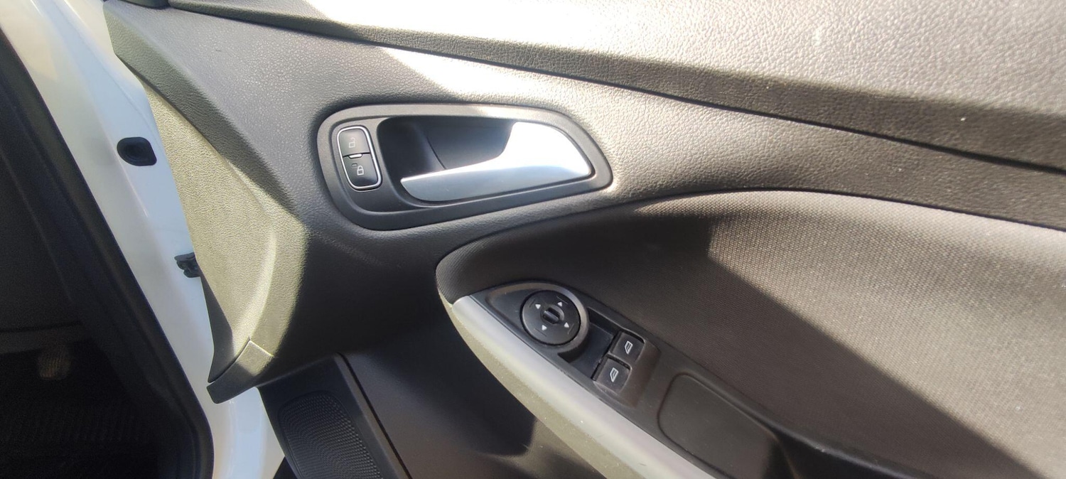 Used Ford Focus 2015 for sale - 76561828: Photo 18