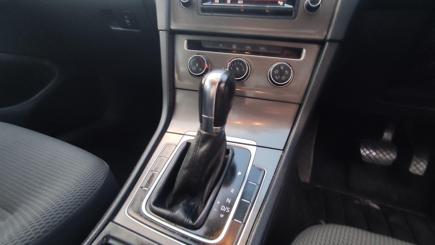 Used Volkswagen Golf 2013 for sale - 76771817: Photo 13