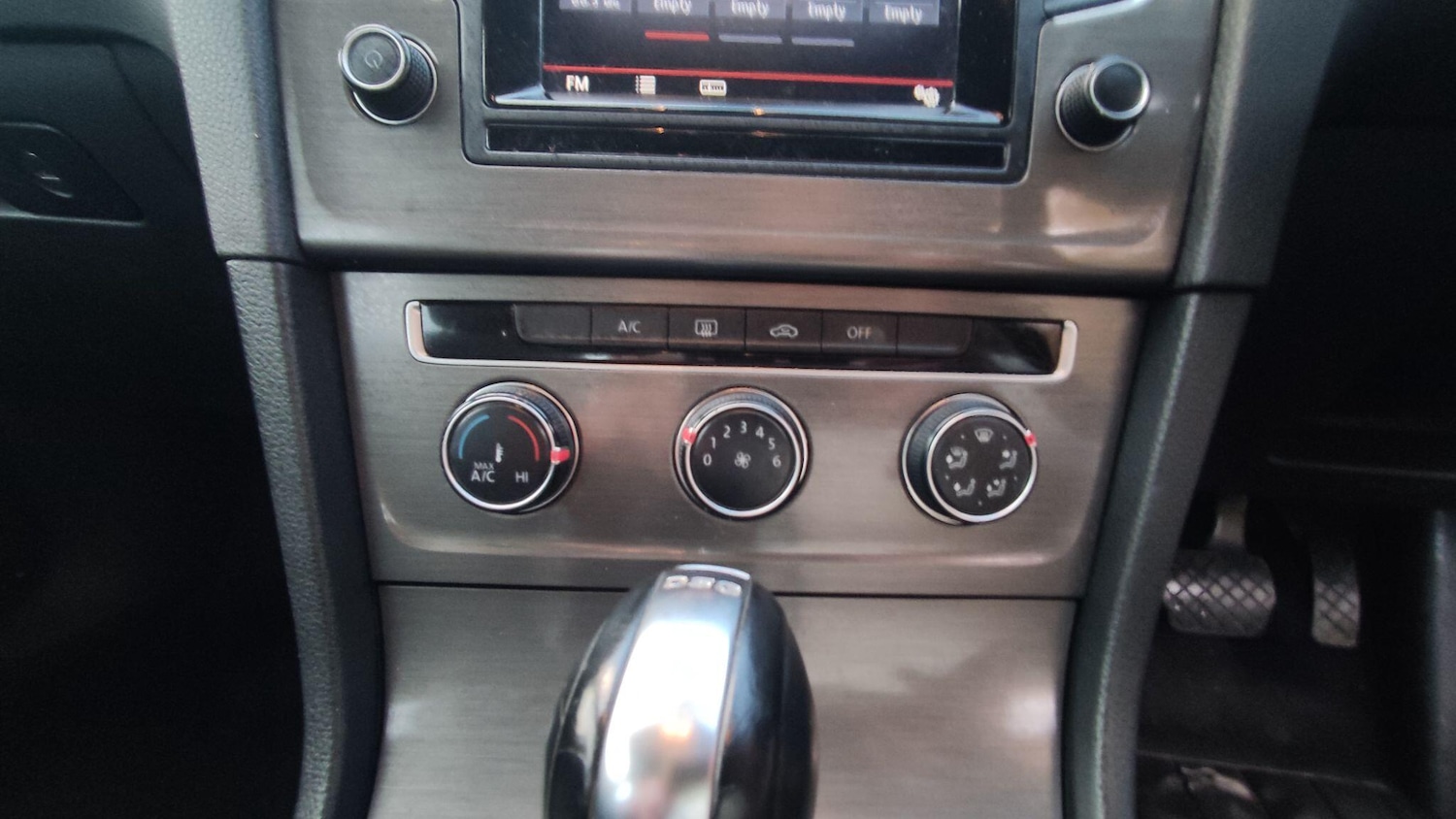 Used Volkswagen Golf 2013 for sale - 76771817: Photo 17