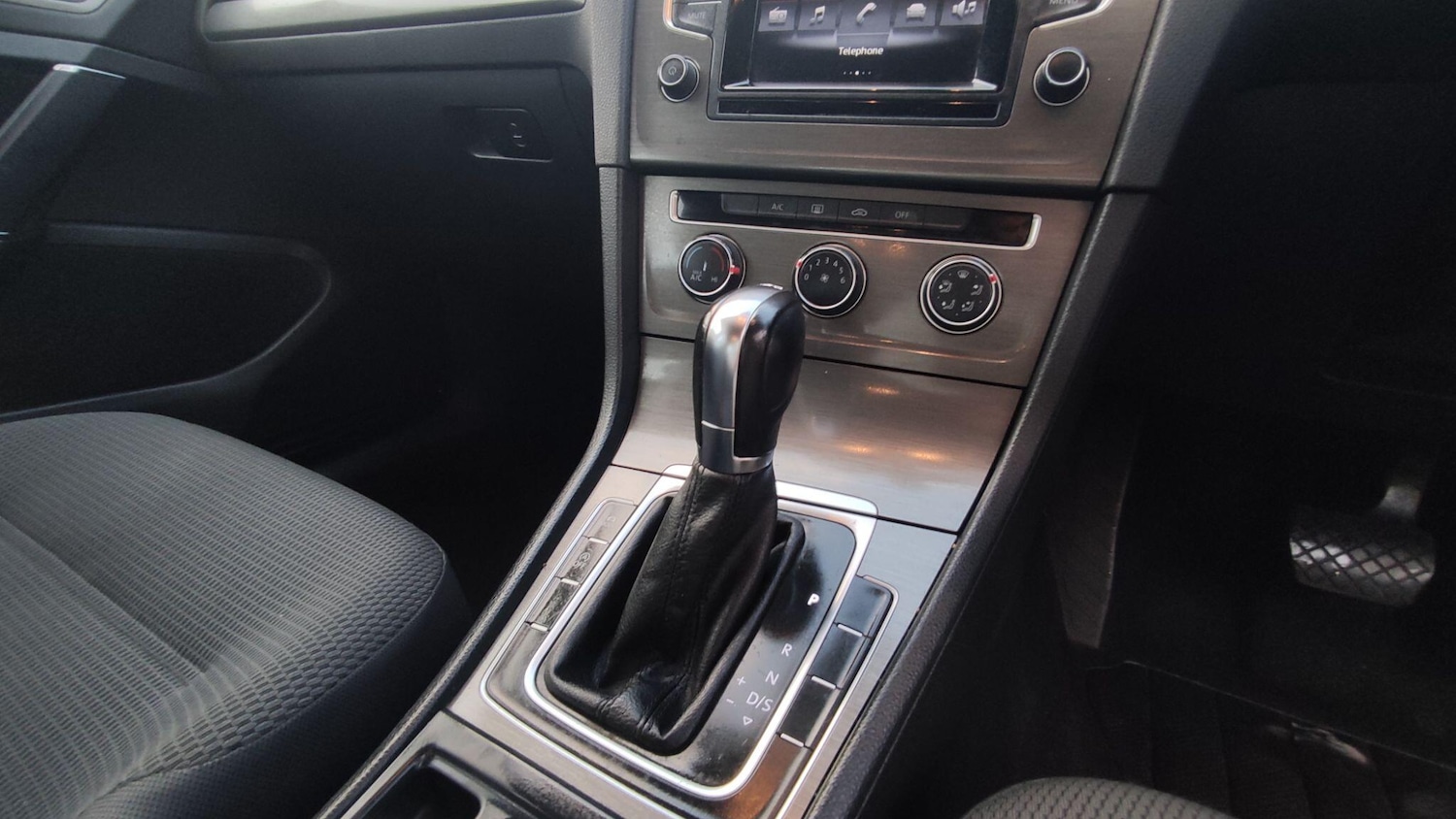 Used Volkswagen Golf 2013 for sale - 76771817: Photo 19