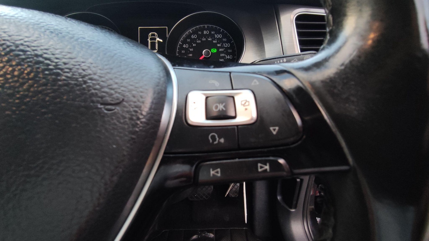 Used Volkswagen Golf 2013 for sale - 76771817: Photo 21