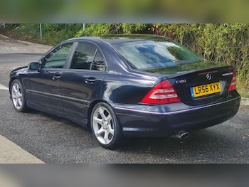 Used Mercedes-Benz C Class 2006 for sale - 76560927: Photo