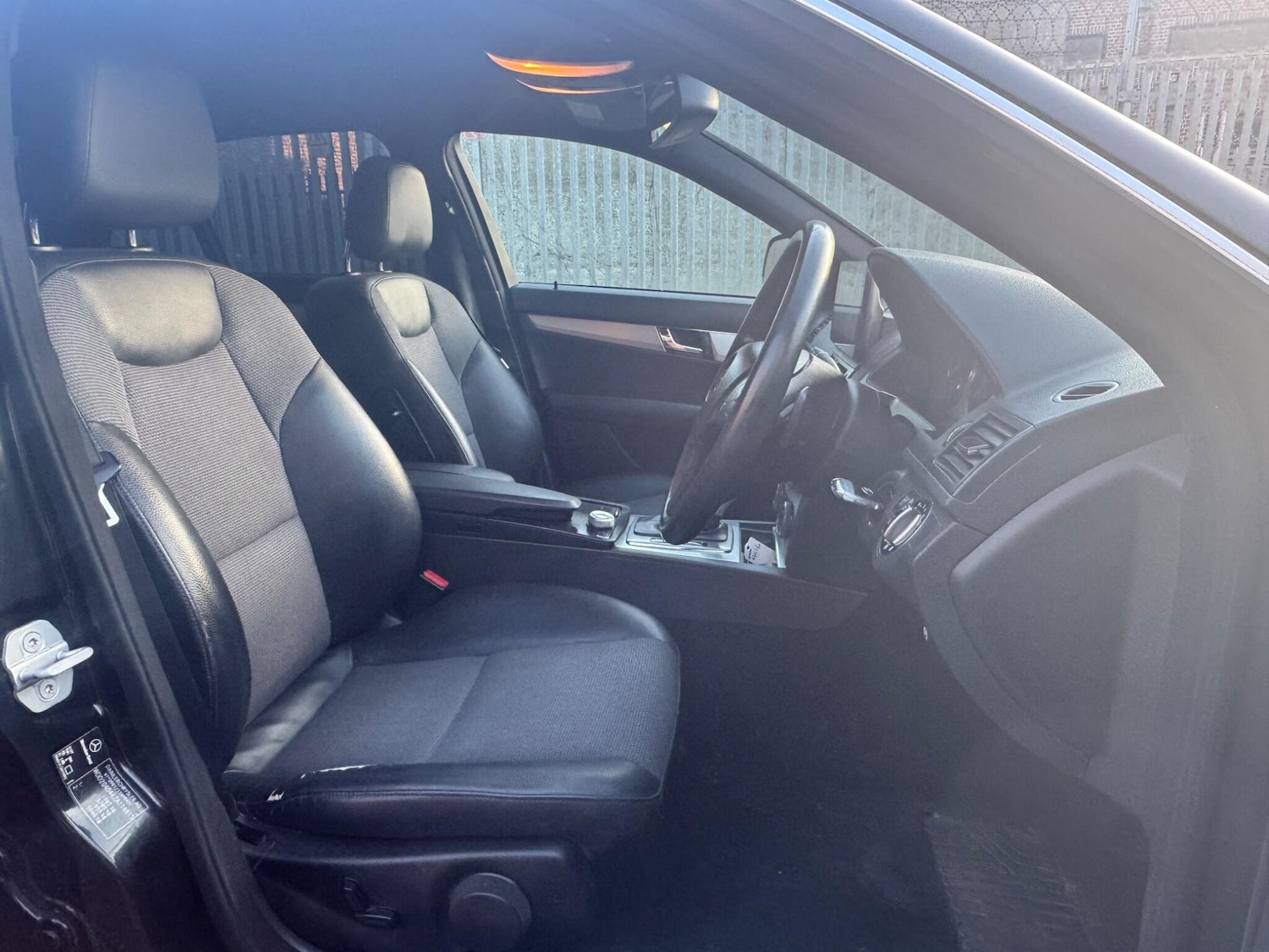 Used Mercedes-Benz C Class 2008 for sale - 77162978: Photo 11