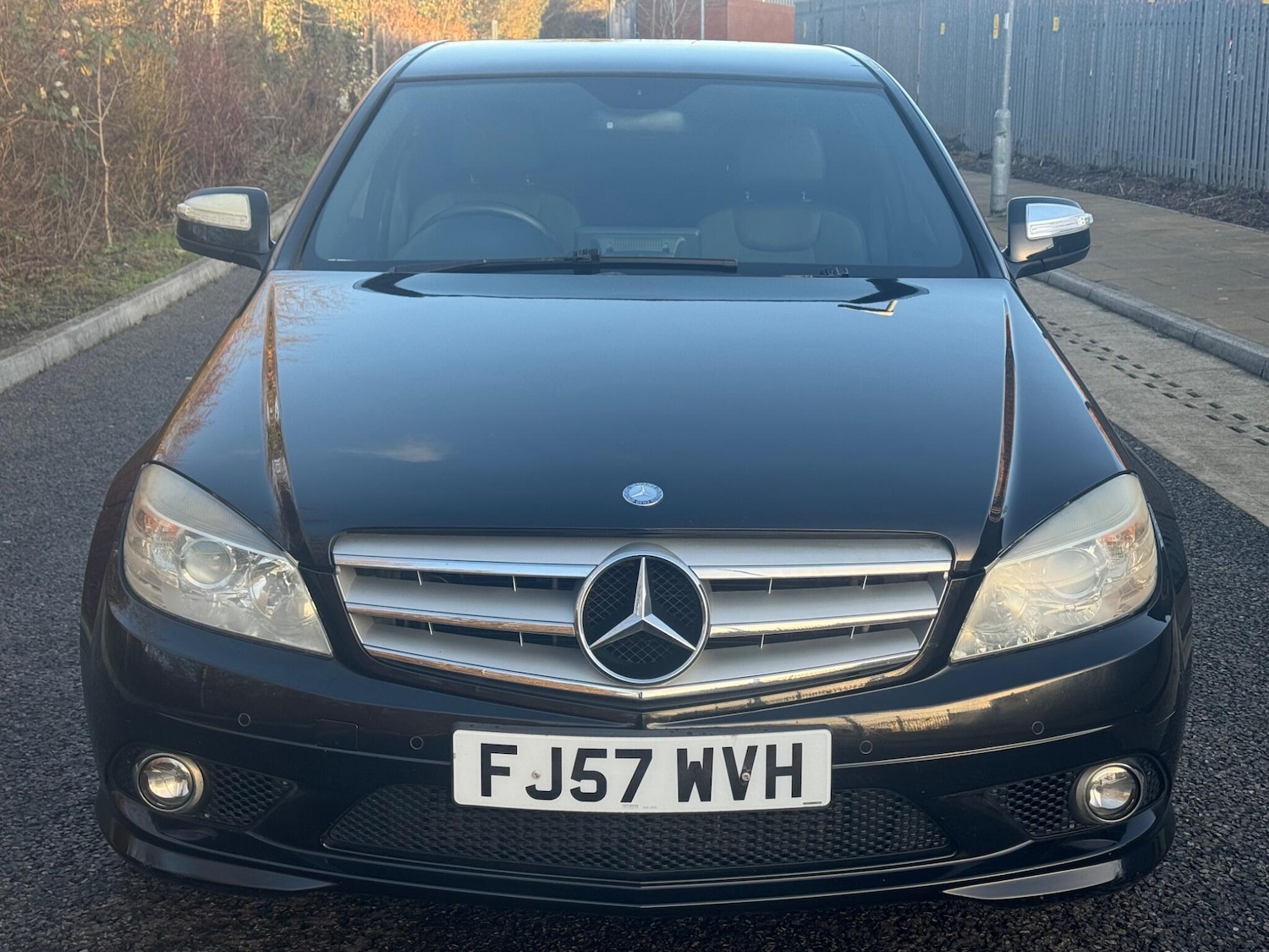 Used Mercedes-Benz C Class 2008 for sale - 77162978: Photo 2