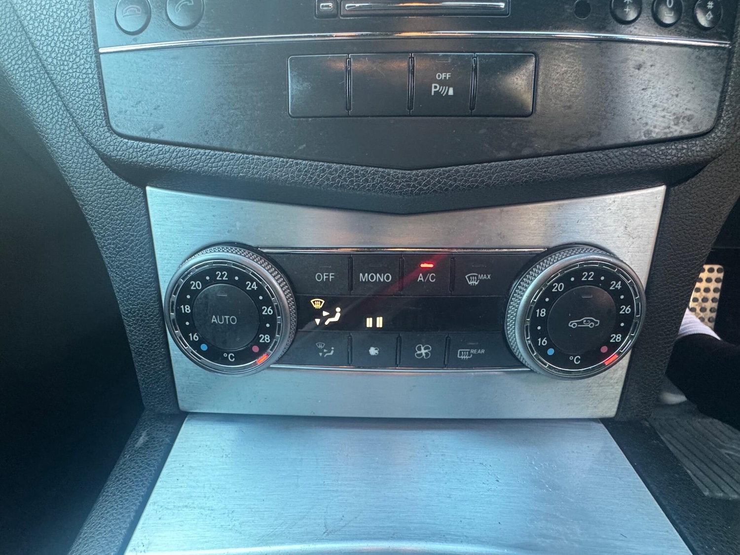 Used Mercedes-Benz C Class 2008 for sale - 77162978: Photo 28