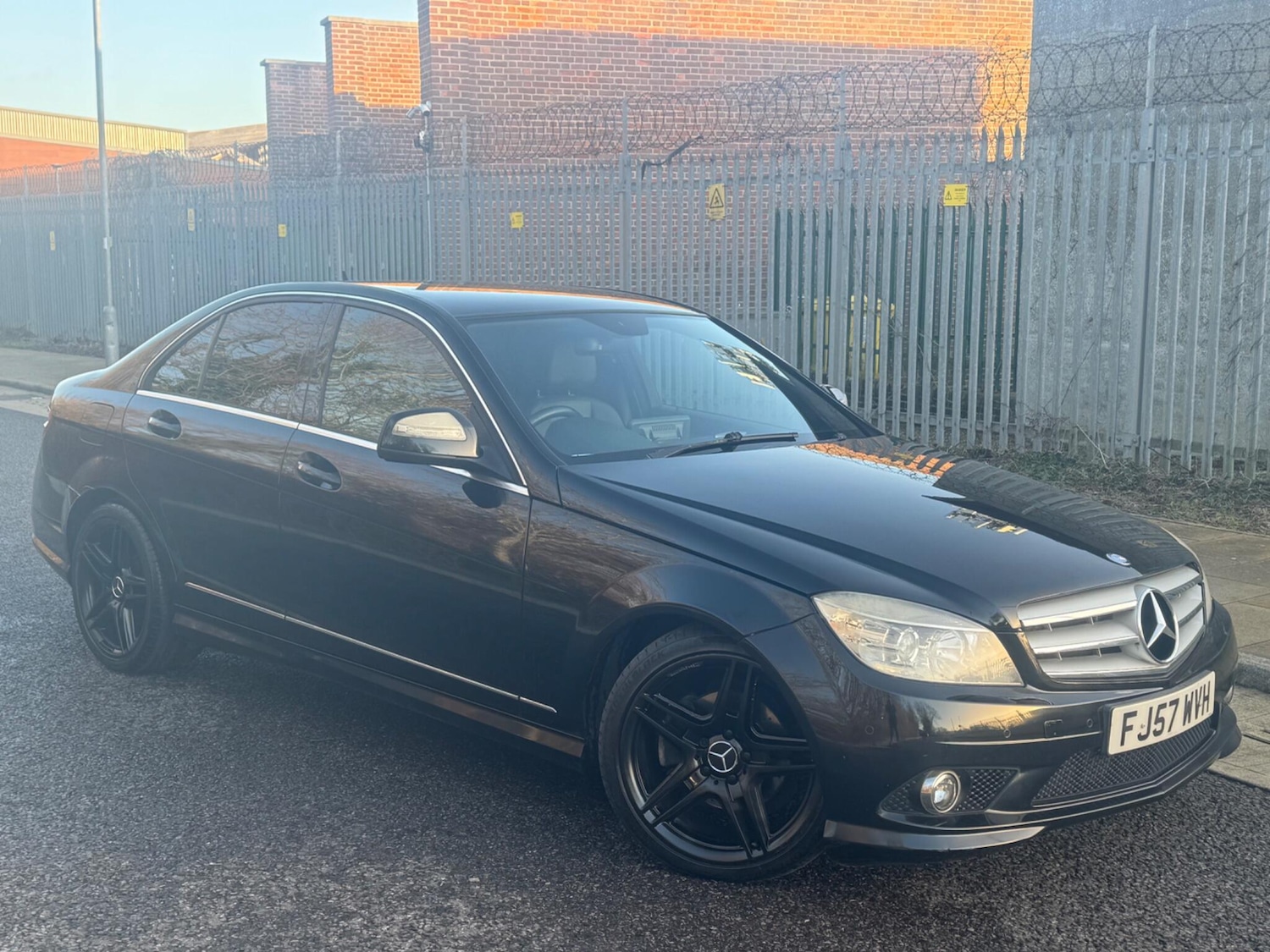 Used Mercedes-Benz C Class 2008 for sale - 77162978: Photo 3