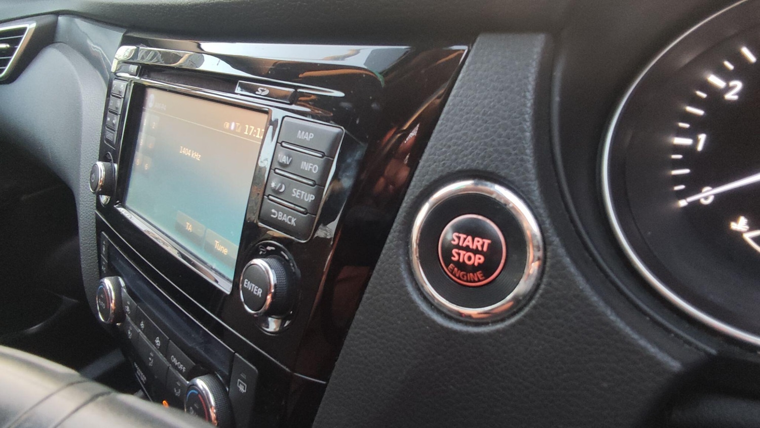 Used Nissan Qashqai for sale - 77784702: Photo 17