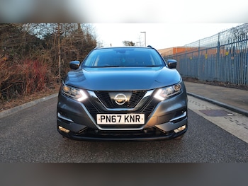 Used Nissan Qashqai 2017 for sale - 77784702: Photo