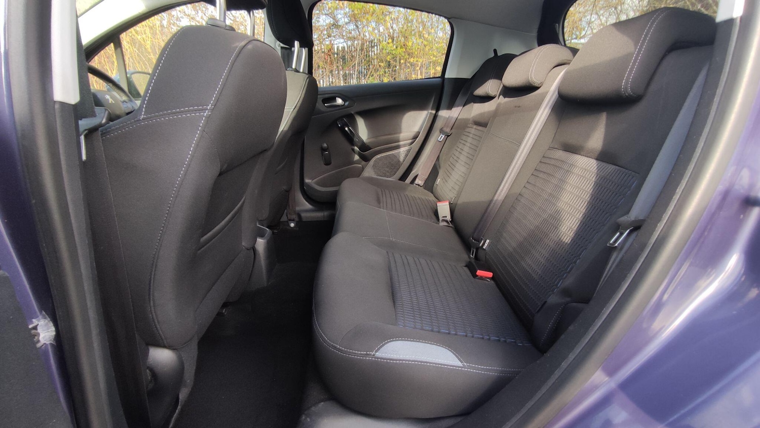 Used Peugeot 208 2014 for sale - 76613398: Photo 13