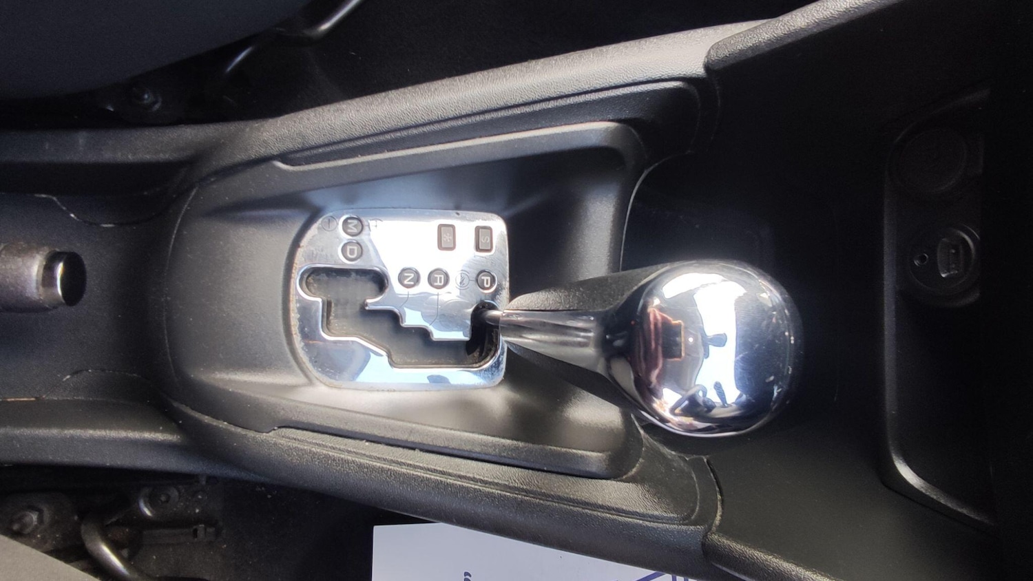 Used Peugeot 208 2014 for sale - 76613398: Photo 21