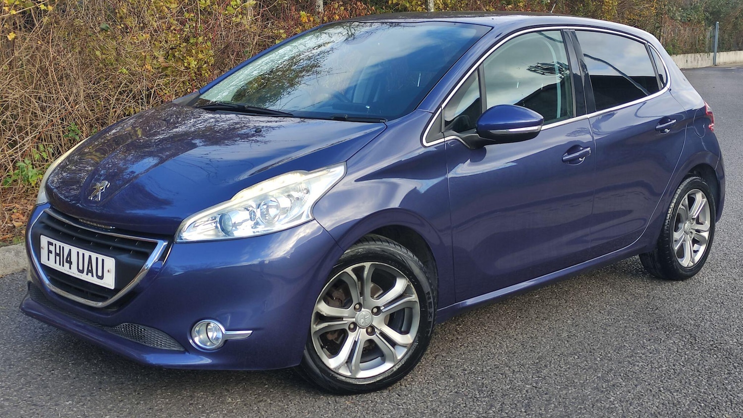 Used Peugeot 208 2014 for sale - 76613398: Photo 3