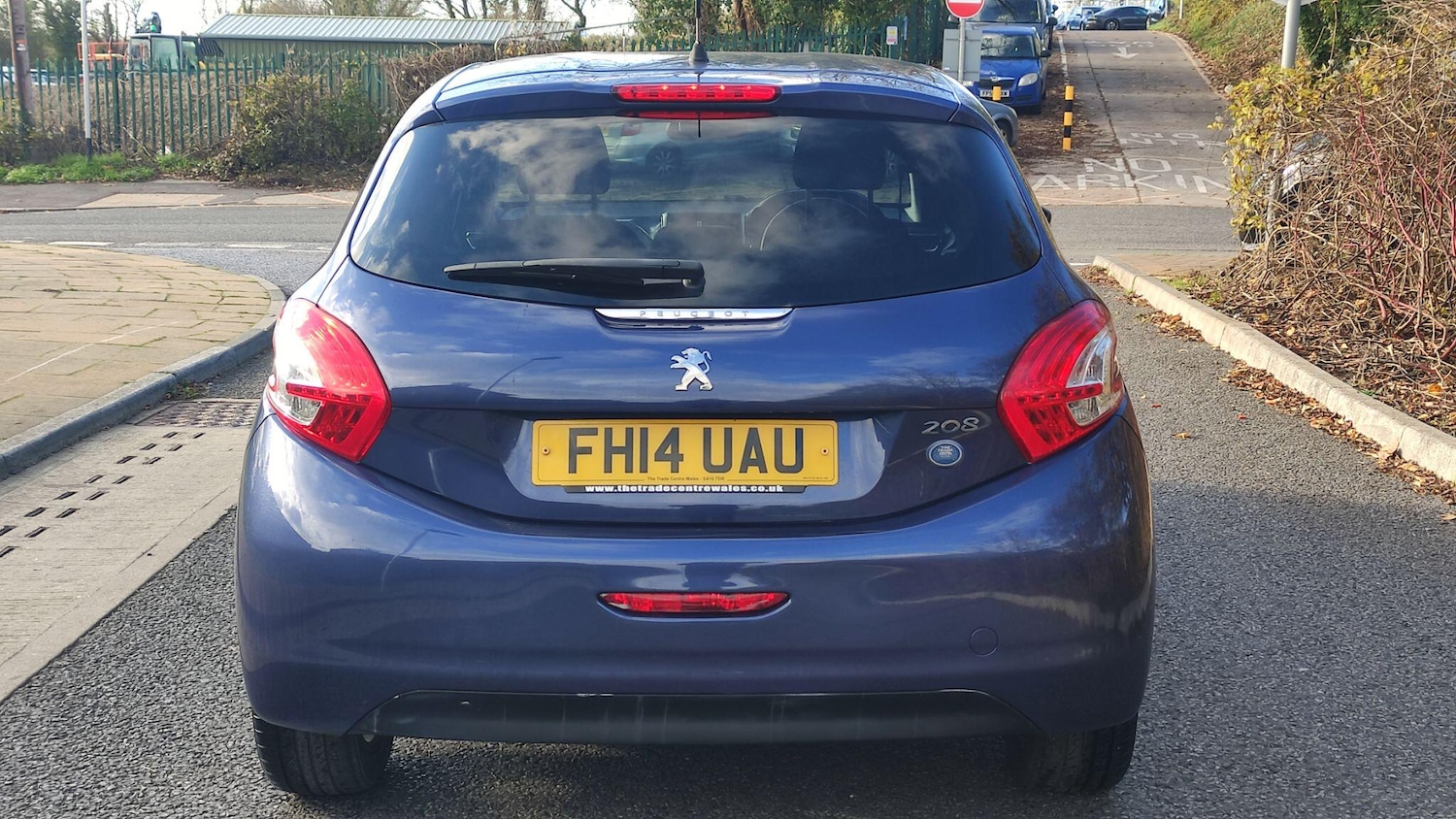 Used Peugeot 208 2014 for sale - 76613398: Photo 5