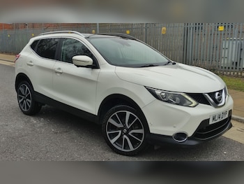 Used Nissan Qashqai 2014 for sale - 77574537: Photo