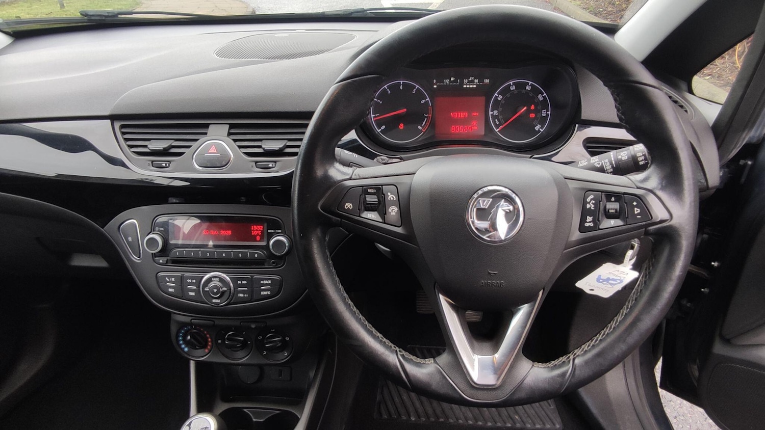 Used Vauxhall Corsa 2015 for sale - 76823778: Photo 11