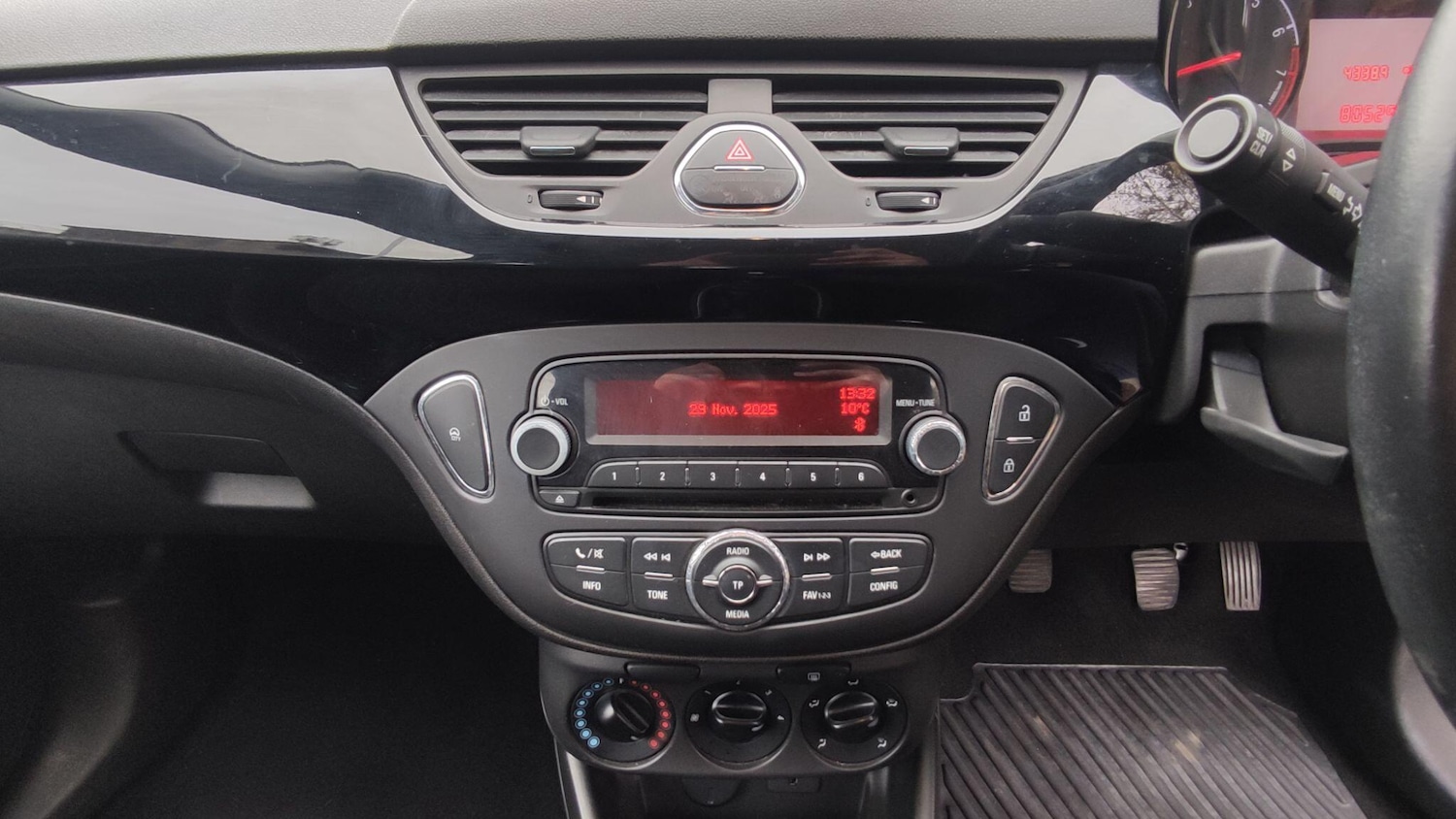 Used Vauxhall Corsa 2015 for sale - 76823778: Photo 16