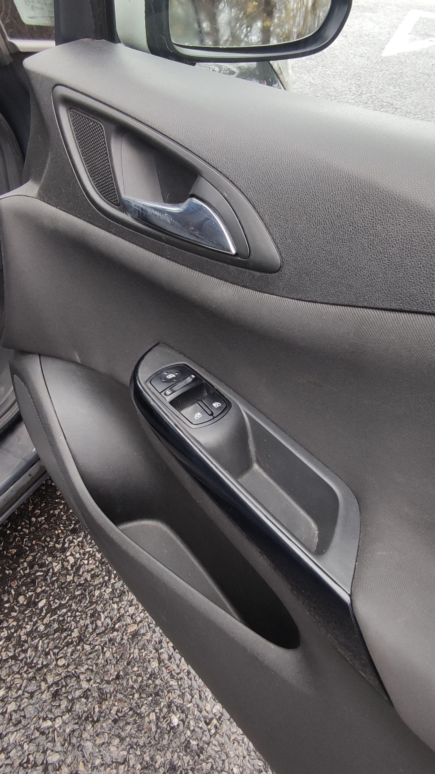 Used Vauxhall Corsa 2015 for sale - 76823778: Photo 24