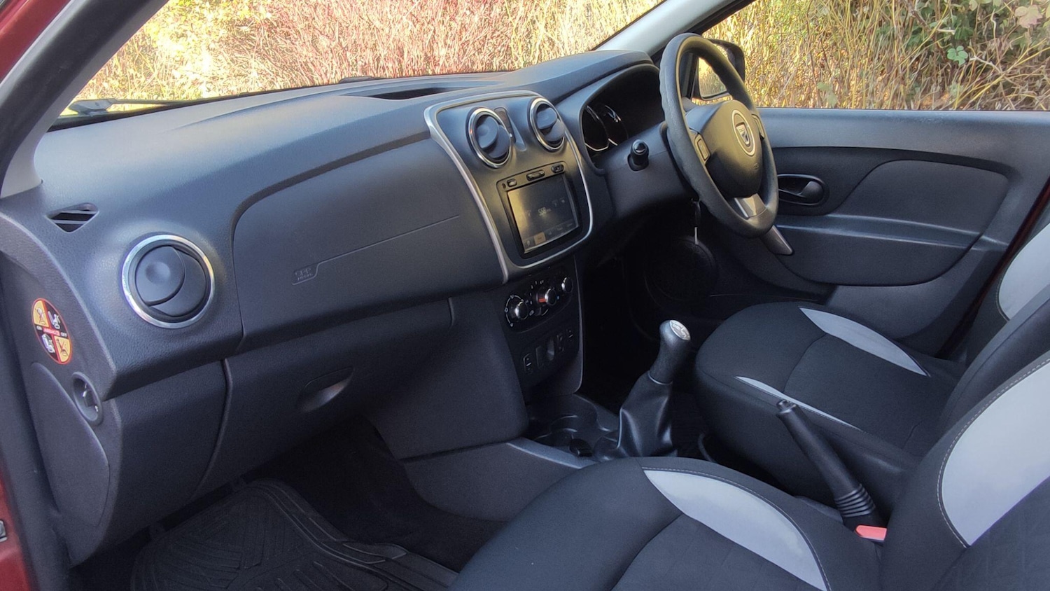 Used Dacia Sandero Stepway 2015 for sale - 76666627: Photo 10