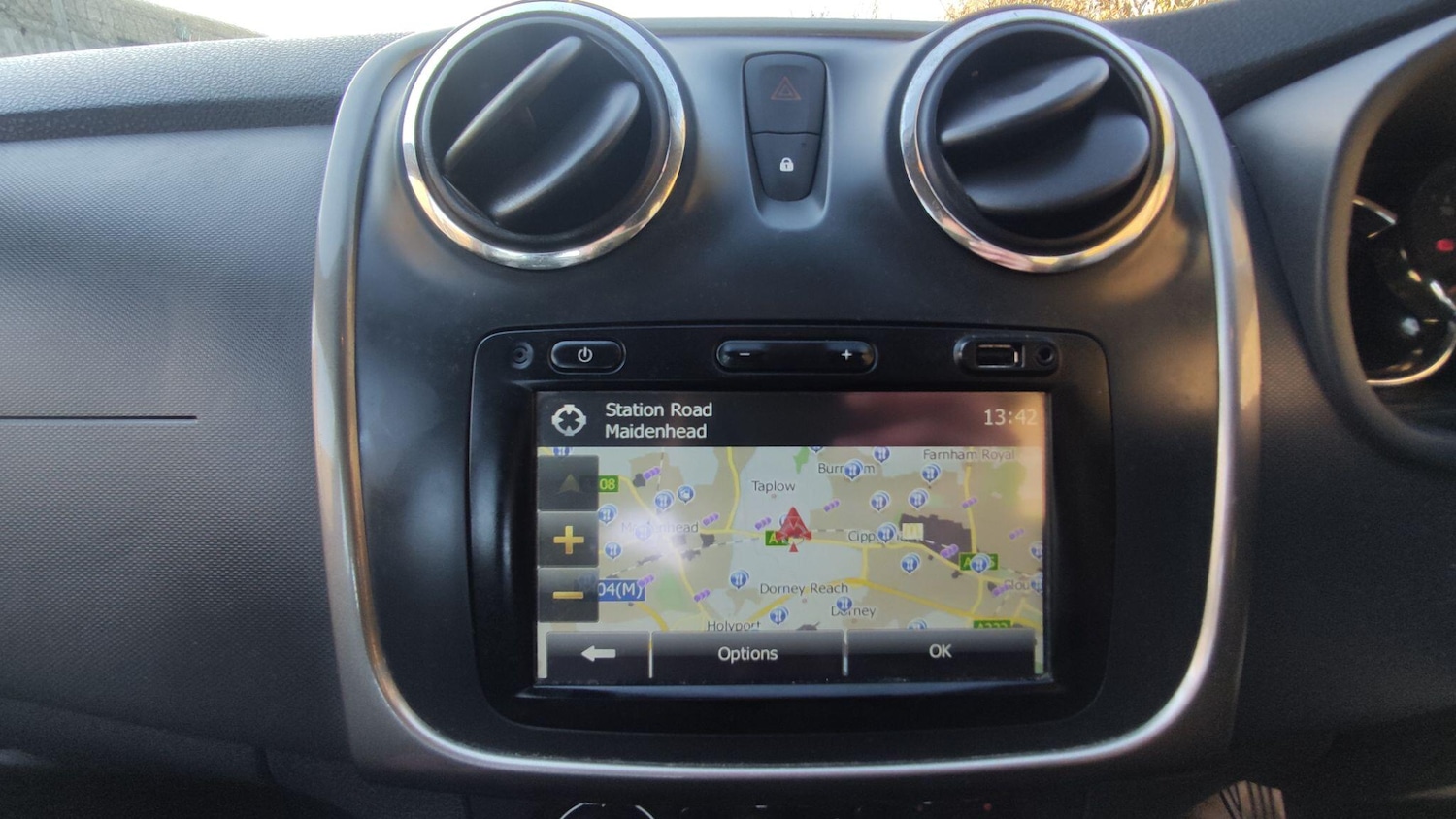 Used Dacia Sandero Stepway 2015 for sale - 76666627: Photo 19