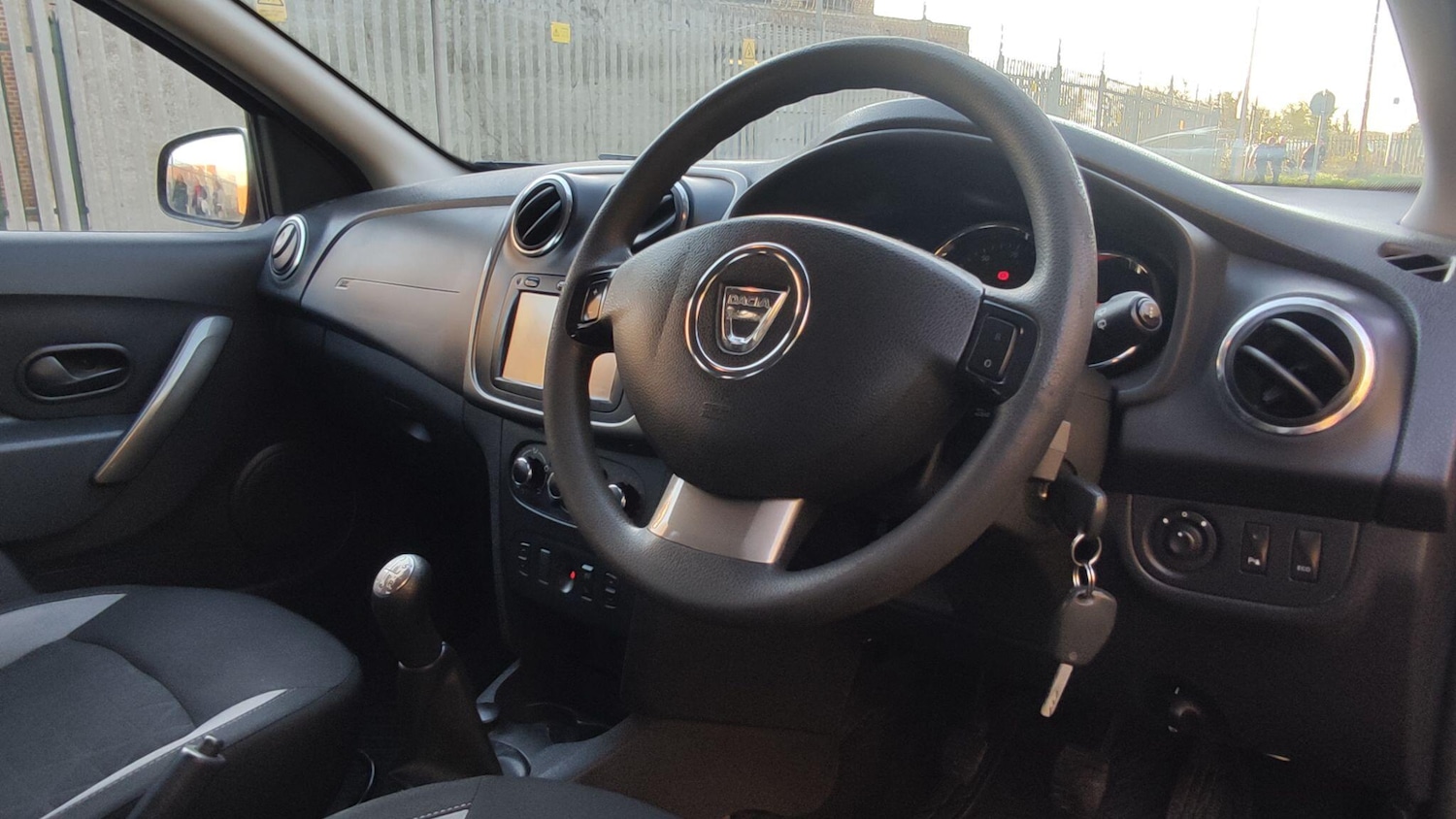 Used Dacia Sandero Stepway 2015 for sale - 76666627: Photo 7