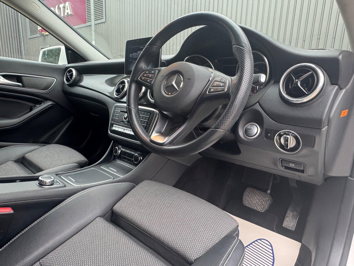 Used Mercedes-Benz CLA 2025 for sale - 76976061: Photo 7