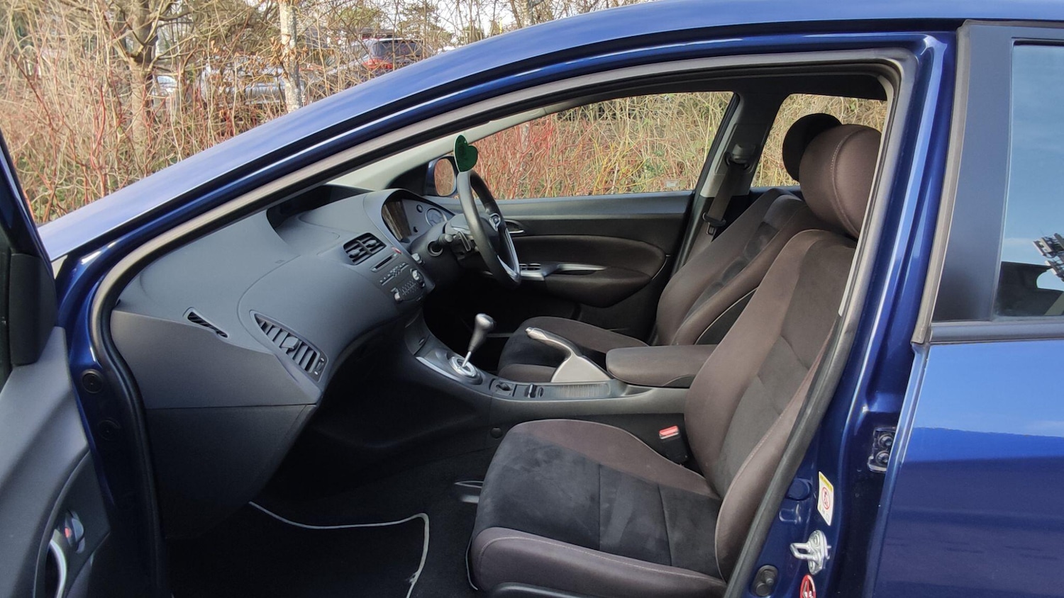 Used Honda Civic 2010 for sale - 77120555: Photo 9