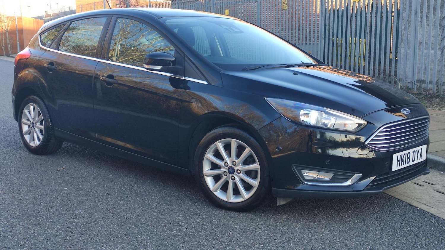 Used Ford Focus 2018 for sale - 77057440: Photo 2